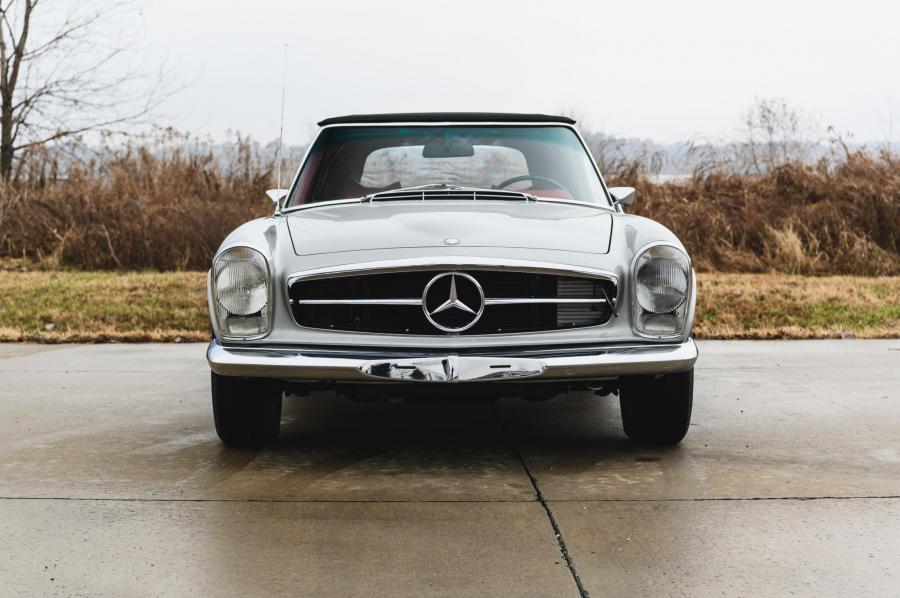  Mercedes-Benz 280 SL (W113) 1969 года  (EU) (фото 15 из 141)